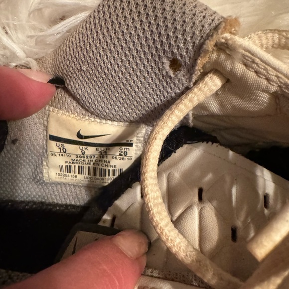 Mens Nike Baseball Cleats size 10 - Picture 4 of 4